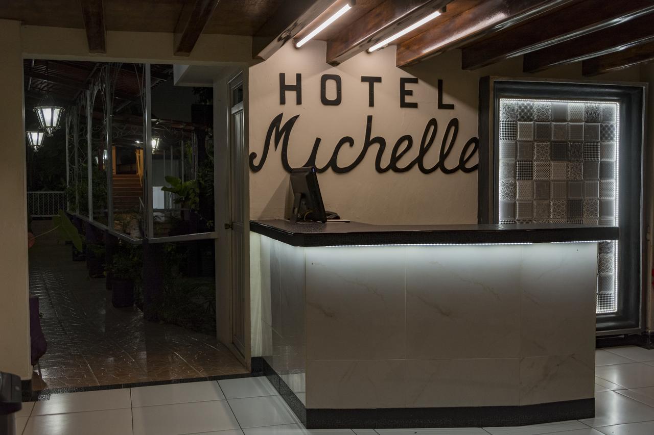 Hotel Michelle San Andrés Tuxtla Extérieur photo